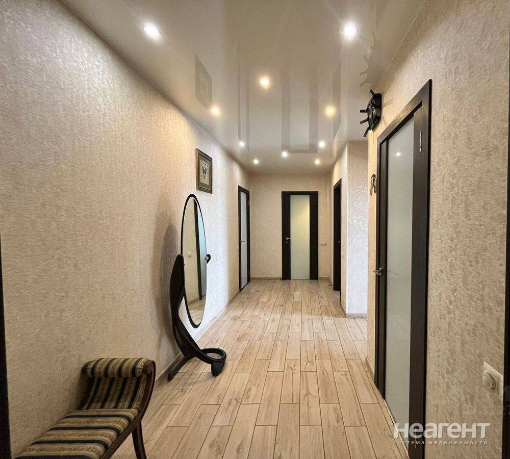 Продажа 2-комн. квартиры, Октябрьский (ул. Лескова), без посредников