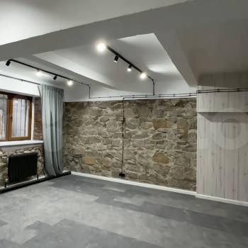 Сдается Нежилое помещение, 140 м²