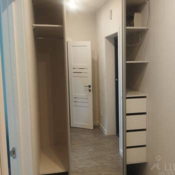Сдается 1-комнатная квартира, 39 м²