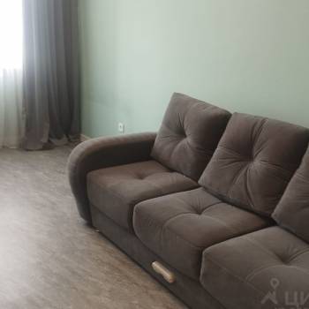 Сдается 1-комнатная квартира, 39 м²