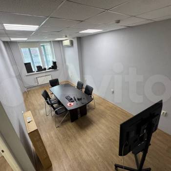 Сдается Нежилое помещение, 122 м²