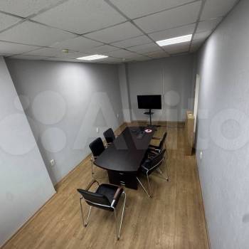 Сдается Нежилое помещение, 122 м²