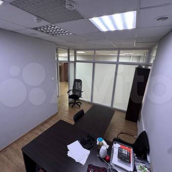 Сдается Нежилое помещение, 122 м²