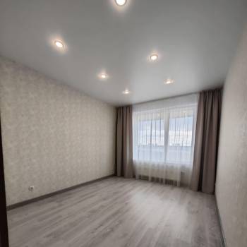 Продается 1-комнатная квартира, 50 м²