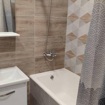 Сдается 1-комнатная квартира, 46 м²