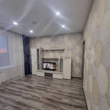 Продается 1-комнатная квартира, 42,9 м²