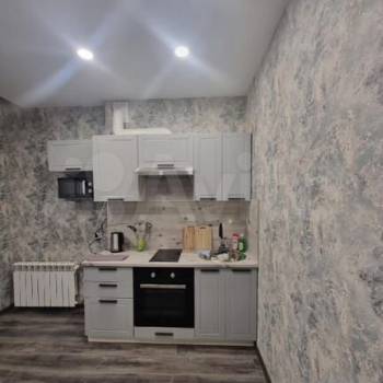 Продается 1-комнатная квартира, 42,9 м²