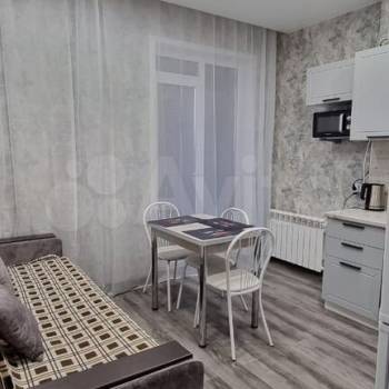 Продается 1-комнатная квартира, 42,9 м²