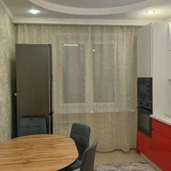 Сдается 2-х комнатная квартира, 63 м²