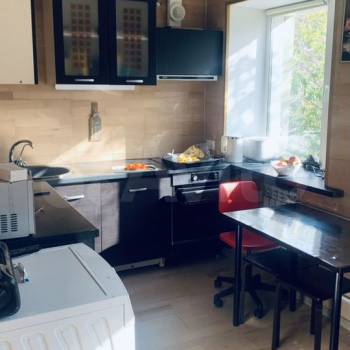 Продается 2-х комнатная квартира, 42 м²