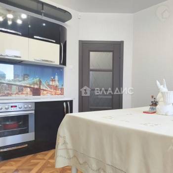 Продается Дом, 220 м²