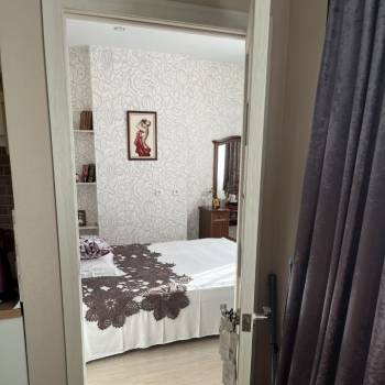 Продается 1-комнатная квартира, 46 м²