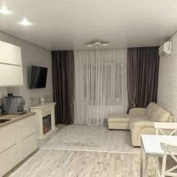 Сдается Многокомнатная квартира, 105 м²