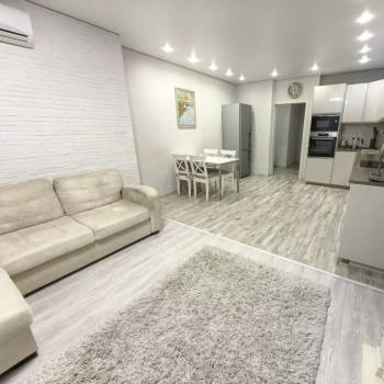Сдается Многокомнатная квартира, 105 м²