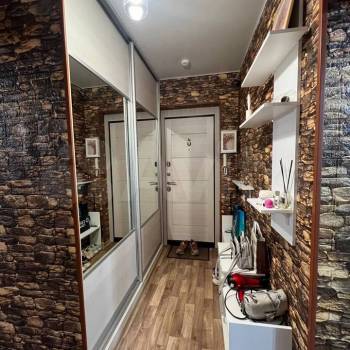 Продается 1-комнатная квартира, 45,7 м²