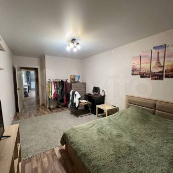 Продается 1-комнатная квартира, 45,7 м²