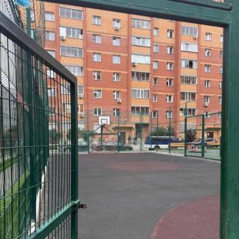 Сдается 2-х комнатная квартира, 75 м²