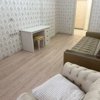 Сдается 1-комнатная квартира, 39 м²
