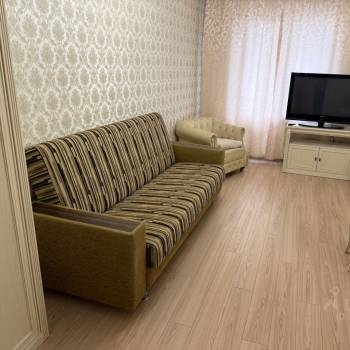 Сдается 1-комнатная квартира, 39 м²