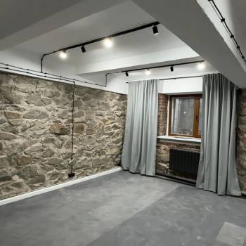 Сдается Нежилое помещение, 140 м²