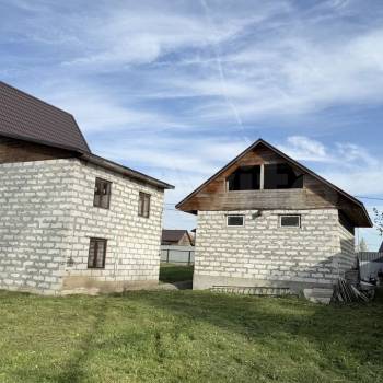 Продается Дом, 200 м²