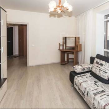 Сдается 2-х комнатная квартира, 60 м²