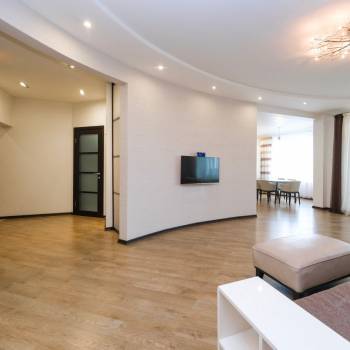 Сдается Многокомнатная квартира, 125 м²