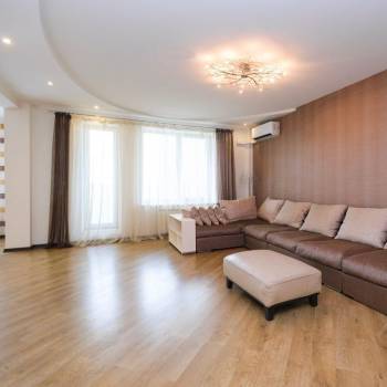 Сдается Многокомнатная квартира, 125 м²