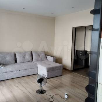 Продается 1-комнатная квартира, 32,7 м²