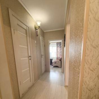 Продается 1-комнатная квартира, 42,9 м²