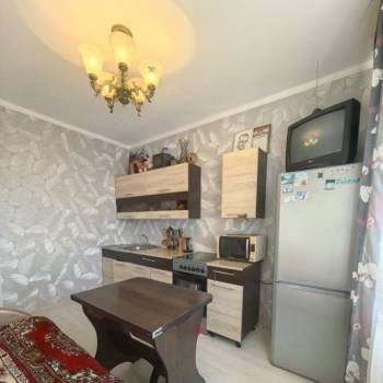 Продается 1-комнатная квартира, 42,9 м²