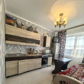 Продается 1-комнатная квартира, 42,9 м²