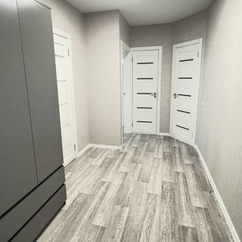 Сдается 1-комнатная квартира, 55 м²