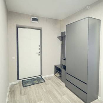 Сдается 1-комнатная квартира, 55 м²