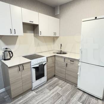 Сдается 1-комнатная квартира, 55 м²