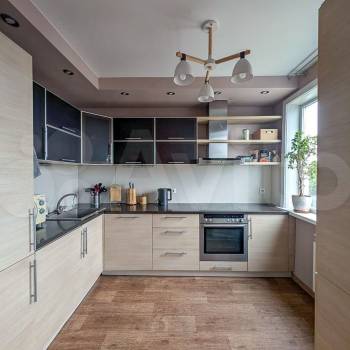 Сдается Многокомнатная квартира, 64 м²