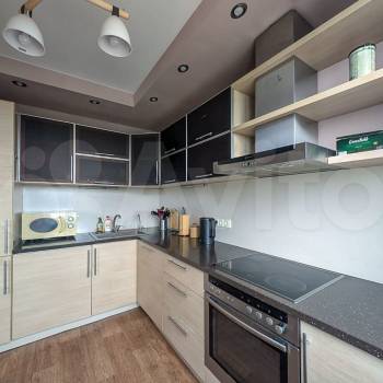 Сдается Многокомнатная квартира, 64 м²