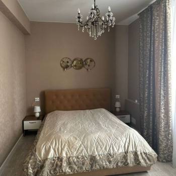 Продается Многокомнатная квартира, 106 м²