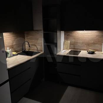 Сдается 1-комнатная квартира, 42 м²