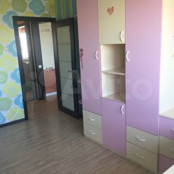 Сдается Многокомнатная квартира, 60 м²