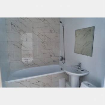 Продается 1-комнатная квартира, 53 м²