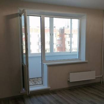 Продается 1-комнатная квартира, 42 м²