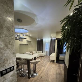 Продается 1-комнатная квартира, 42,2 м²