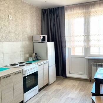 Сдается 1-комнатная квартира, 40 м²