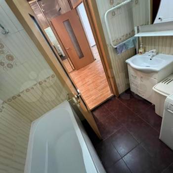 Сдается 1-комнатная квартира, 45 м²