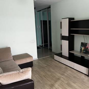 Сдается 1-комнатная квартира, 41,2 м²