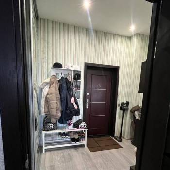 Продается 1-комнатная квартира, 50 м²