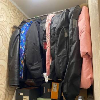 Продается 1-комнатная квартира, 42 м²