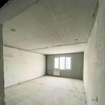 Продается 1-комнатная квартира, 58 м²