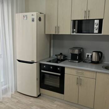 Продается 1-комнатная квартира, 32 м²